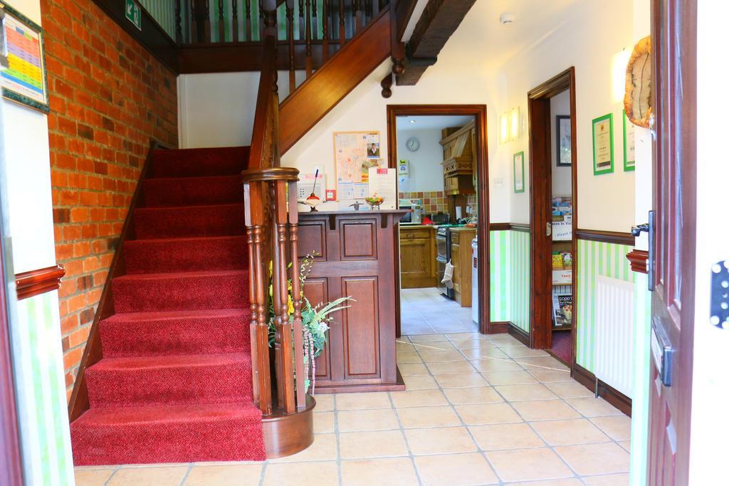 Eagles Guest House Lincoln Ngoại thất bức ảnh