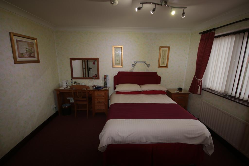 Eagles Guest House Lincoln Ngoại thất bức ảnh
